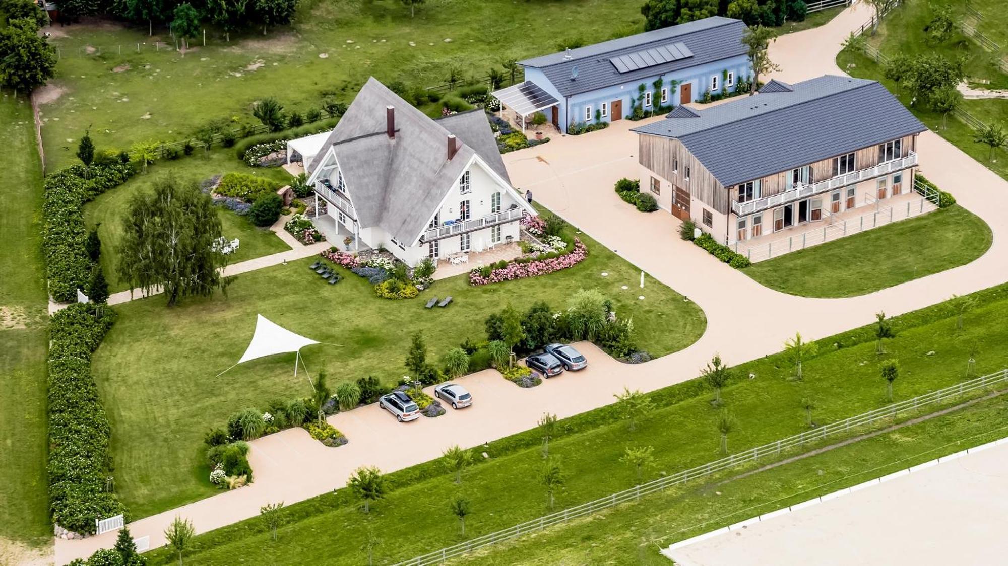 Апартаменты Lerchenhof In Reestow Экстерьер фото